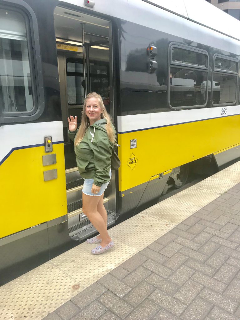 dart train schedule to dallas